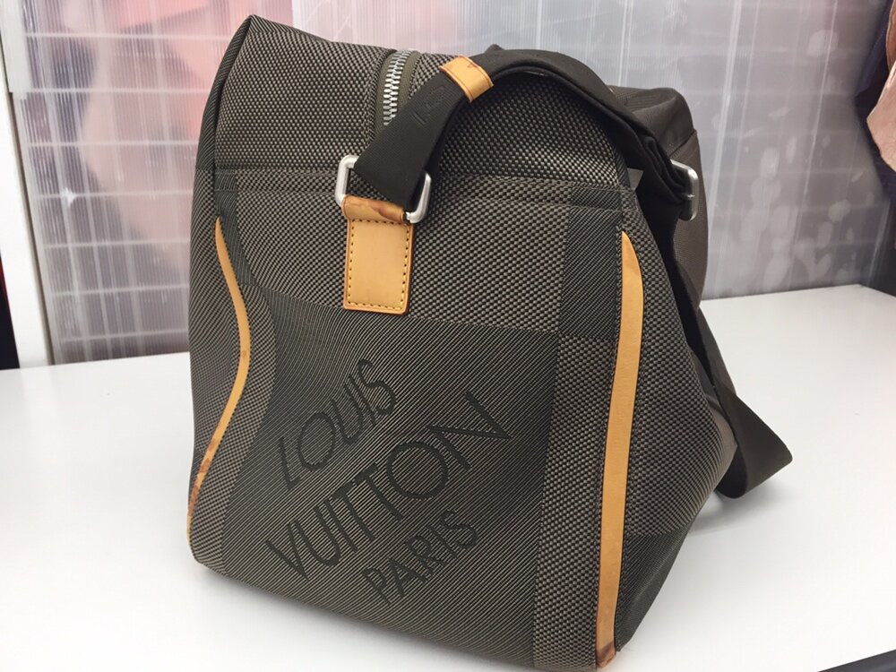 ルイ ヴィトン LOUIS VUITTON ダミエ ジェアン アルバトロス M93602 ...