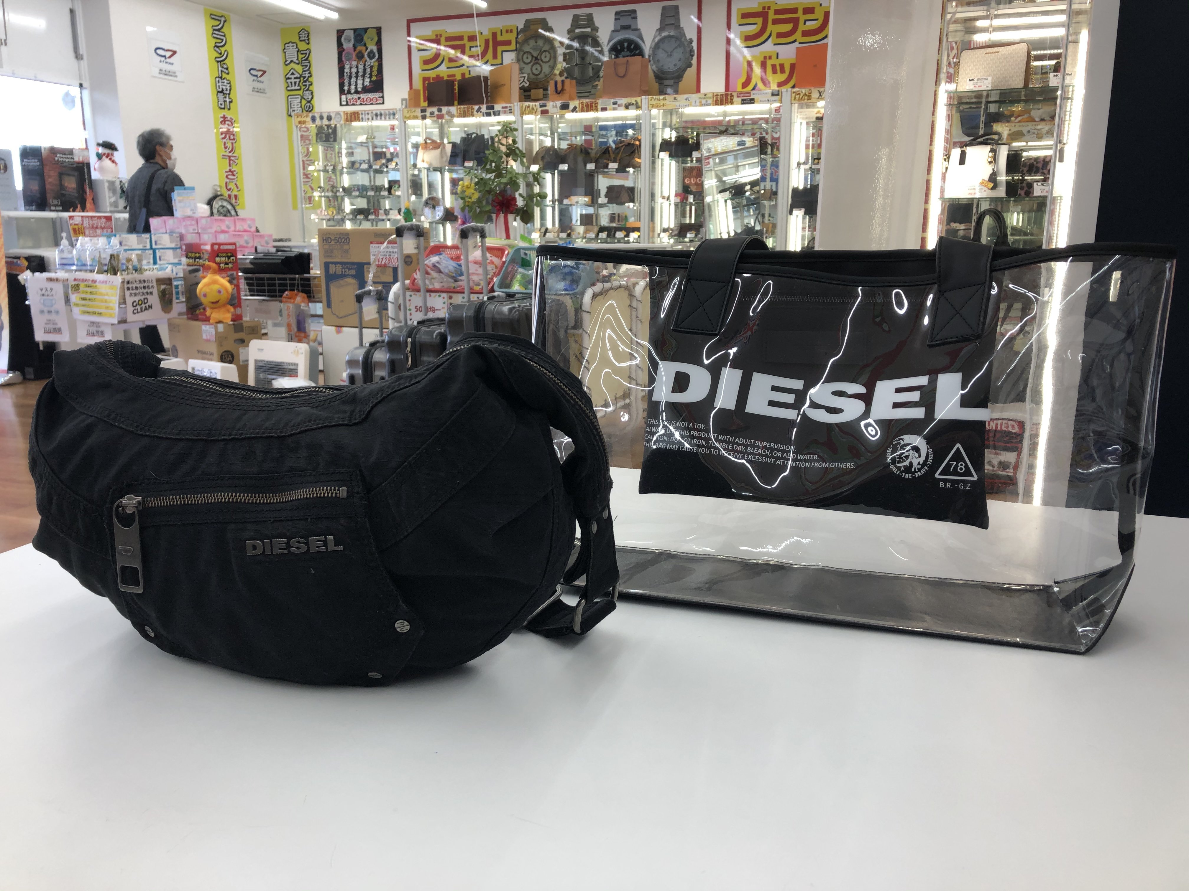 diesel ディーゼル ボディバッグ クリアトートバッグ 買取しました | ファッション小物 | 西神パルティ店 | 良品買館